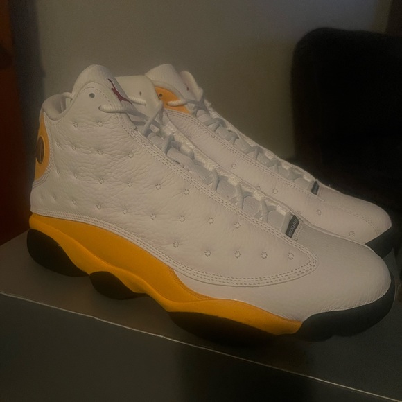 BRAND NEW RETRO 13